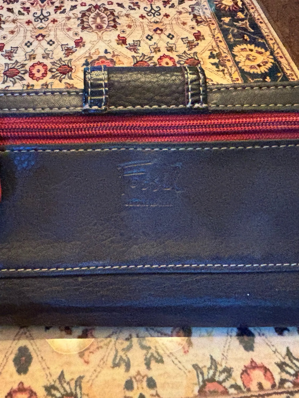 Fossil Leather Wallet - Beautiful ๐คฉ - Picture 5 of 9